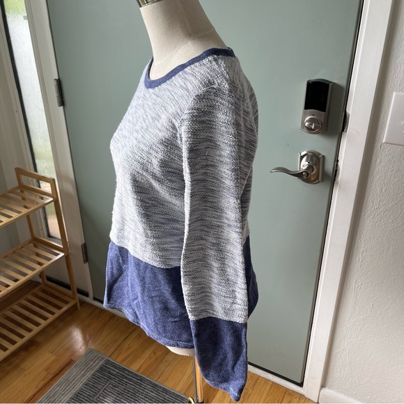 Columbia top - Picture 2 of 4